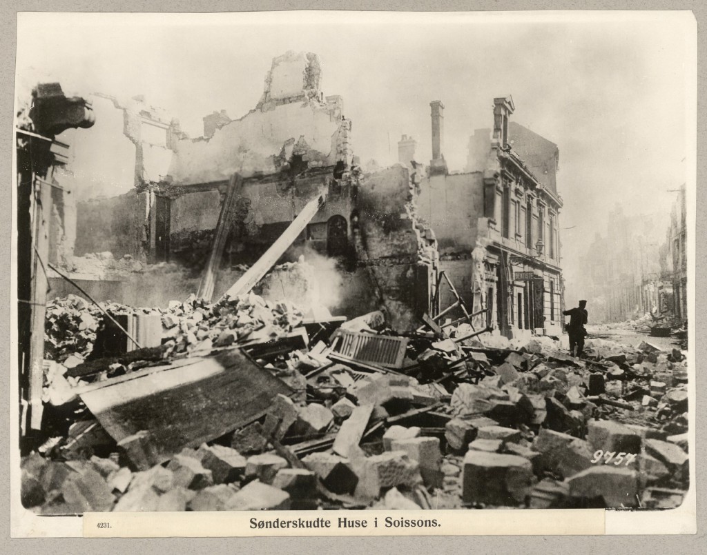 1914-09-01 Soissons efter tysk bombardement