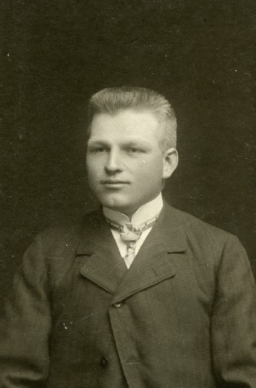 Jørgen Jacobsen (1888-1915) Randsbjerg, Tandslet