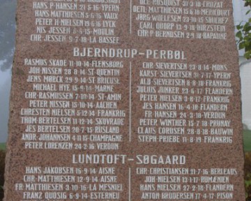 Detalje af mindesten, Kliplev Kirkegård