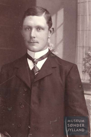 Hans Christensen Bonde (1881-1915) Mommark, Lysabild