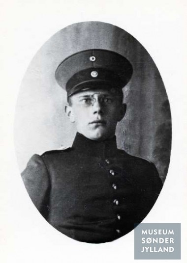 H. J. Moos (18---1915) Egen