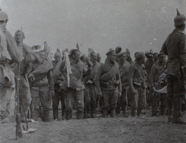 Russiske soldater overgiver sig (Museum Sønderjylland - Sønderborg Slot)