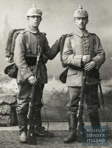Paul Heinrich August Otto Kertsen (1897-1915) (til venstre) og hans bror Carl Friedrich Franz Kersten (1893-1916) begge Sønderborg