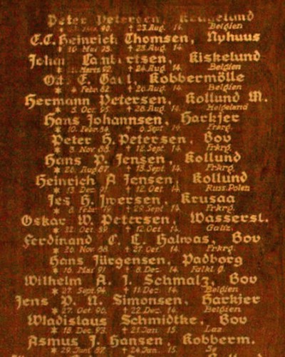 Mindetavle, Bov Kirke, med Hermann Petersens navn