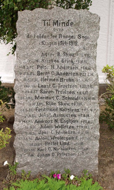 Mindesten, Roager Kirkegård